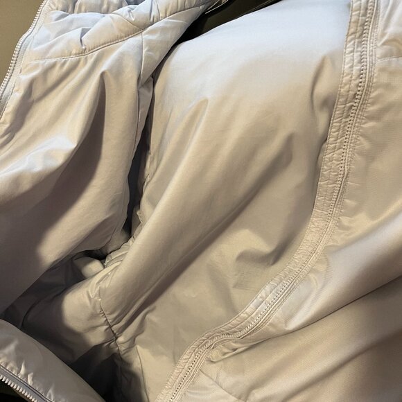 UNIQLO Fall Jacket - Picture 6 of 7
